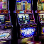 how to read slot pay tables
